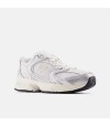 Zapatillas New Balance 530 ESB Blanco y Gris 