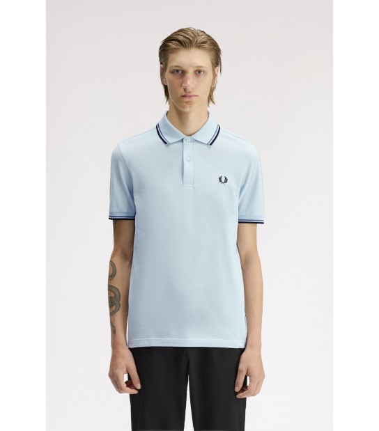 Polo Fred Perry M3600 96A Hielo claro/ Azul as/ Azul marino
